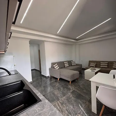 Andria's House Apartmán *